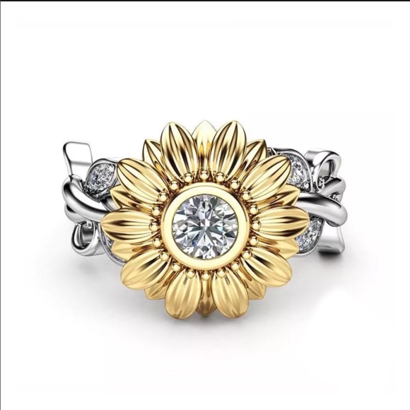 925 Silver Sunflower Ring - Picture 2 of 6